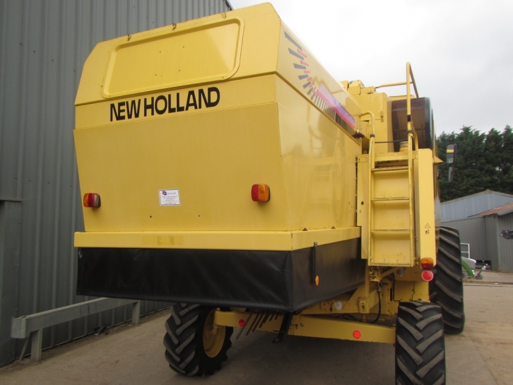 New Holland TX65
