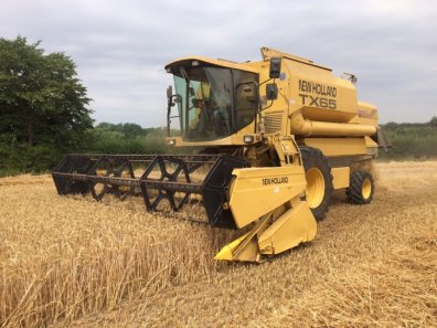 New Holland TX65