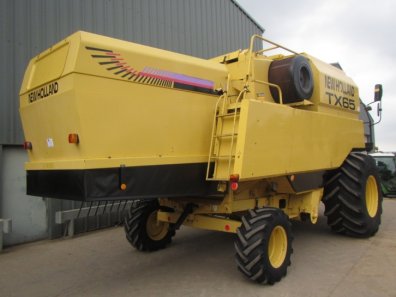 New Holland TX65