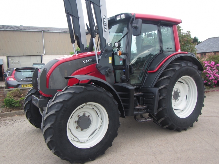 Valtra N101