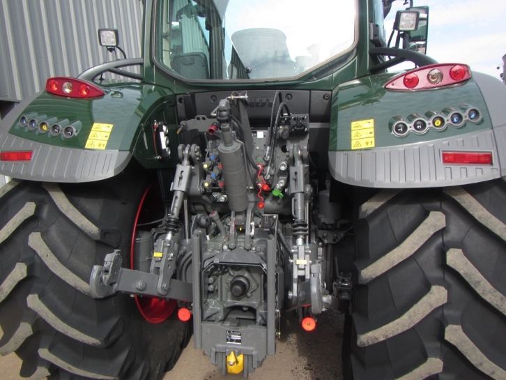 Fendt 724 Profi-Plus
