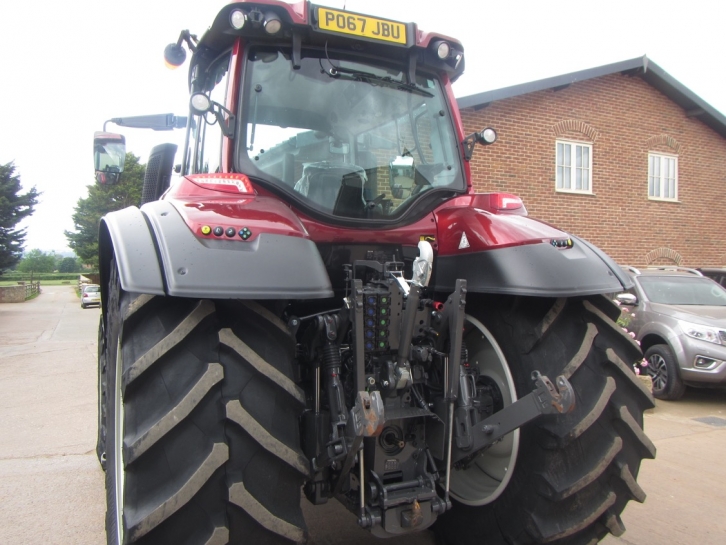 Valtra T214 Direct