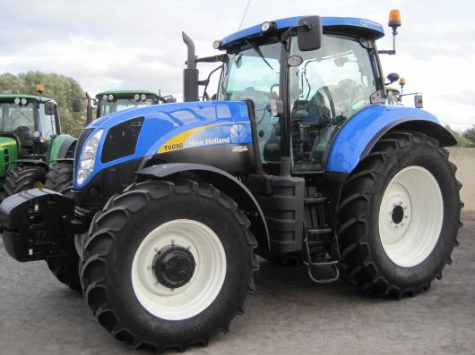 New Holland T6090