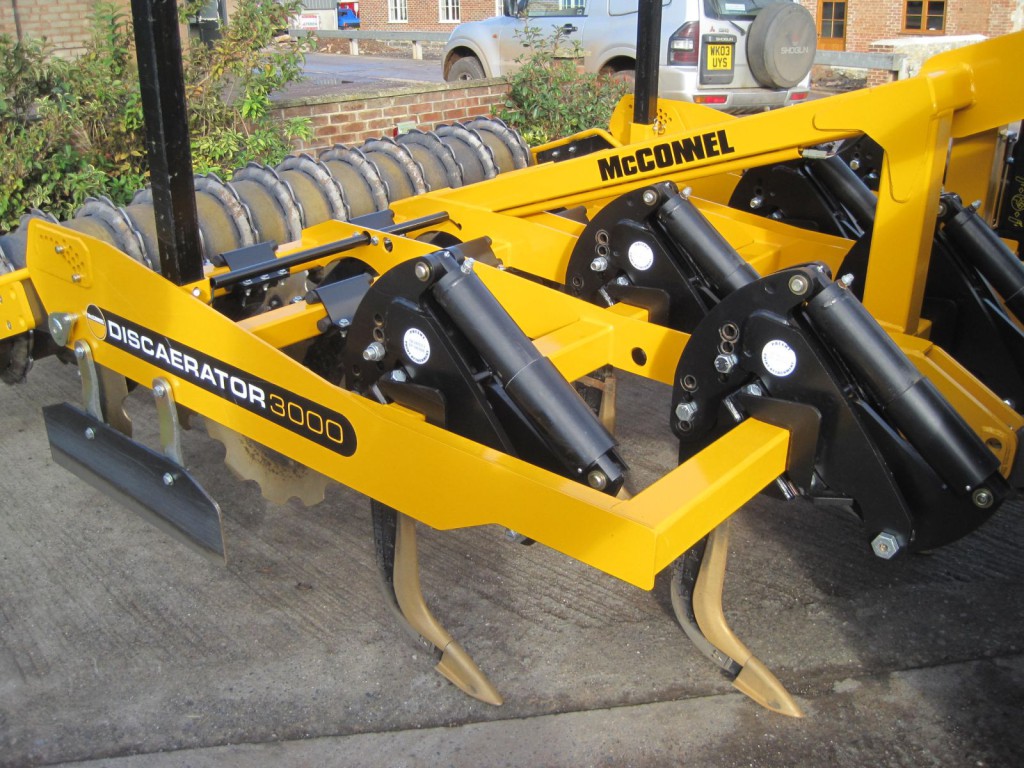 McConnel Discaerator 3000