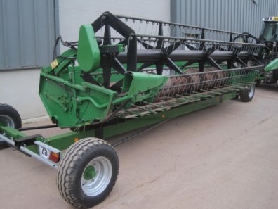 John Deere 18ft combine header