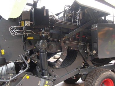 Claas Quadrant 3200 baler