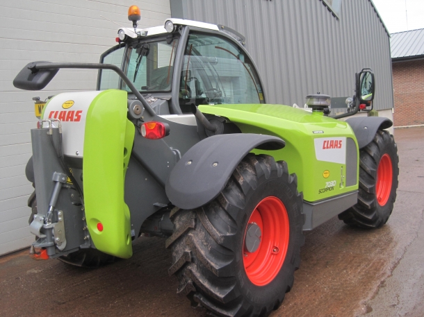 Claas 7030 VP+