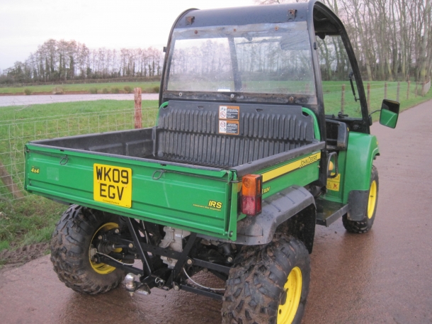 John Deere 850D Gator XUV