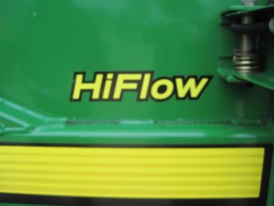 John Deere 582 baler