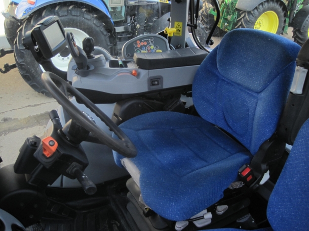 New Holland T7.210