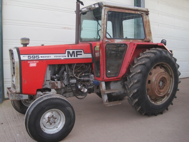 Massey Ferguson 595