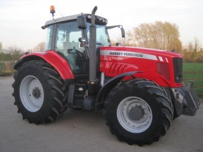 Massey Ferguson 7499