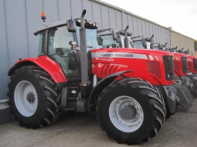 Massey Ferguson 7499