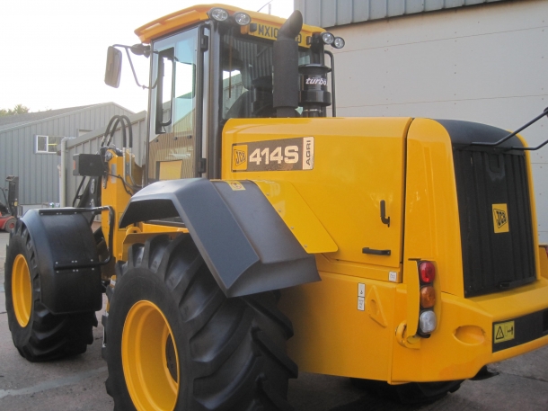 JCB 414S