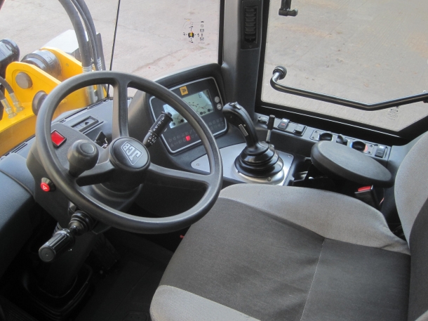 JCB 414S