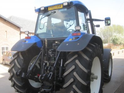 New Holland TM190