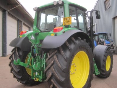 John Deere 6430