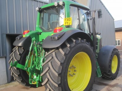 John Deere 7530