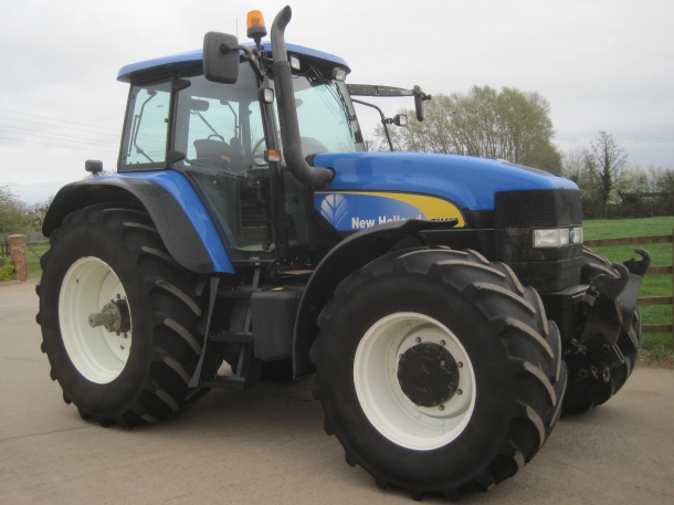 New Holland TM190