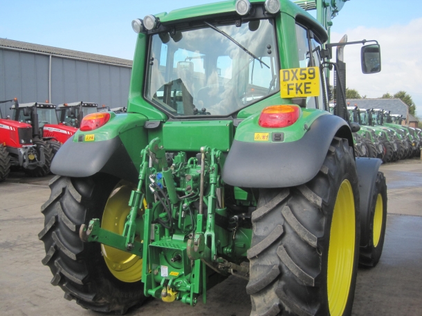 John Deere 6230