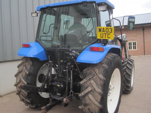 New Holland TL80