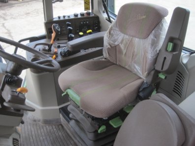 John Deere 6320