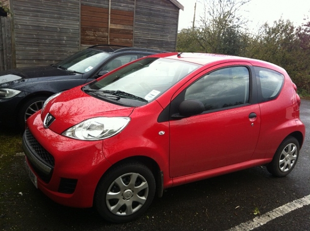 Peugeot 107 1.0 Urban Lite manual