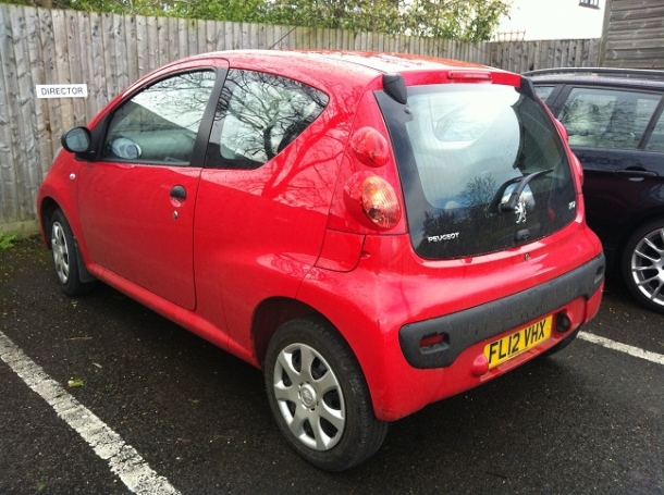 Peugeot 107 1.0 Urban Lite manual