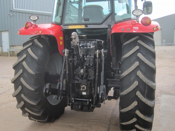 Massey Ferguson 6470
