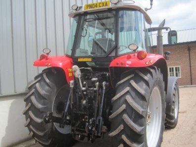 Massey Ferguson 6470