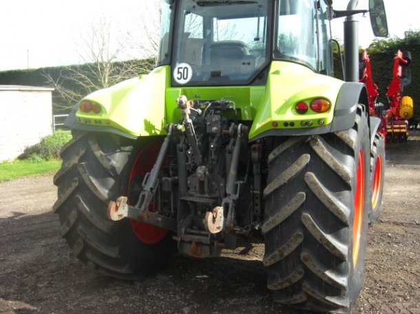 Claas Arion 640 CIS