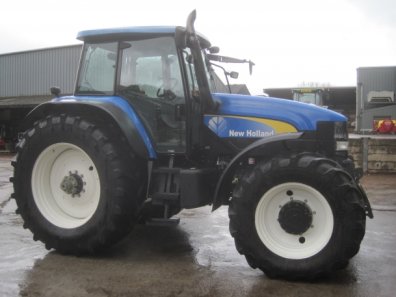 New Holland TM175