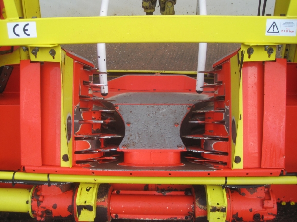 Kemper 345 6 row maize header