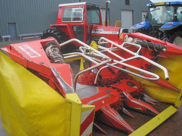 Kemper 345 6 row maize header