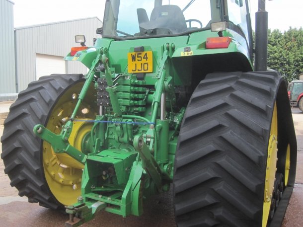 John Deere 8300T