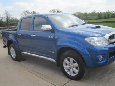 Toyota Hilux Invincible 3.0 D4D
