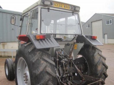 Massey Ferguson 390T