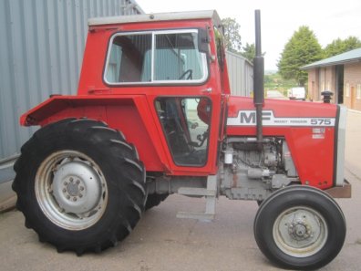 Massey Ferguson 575
