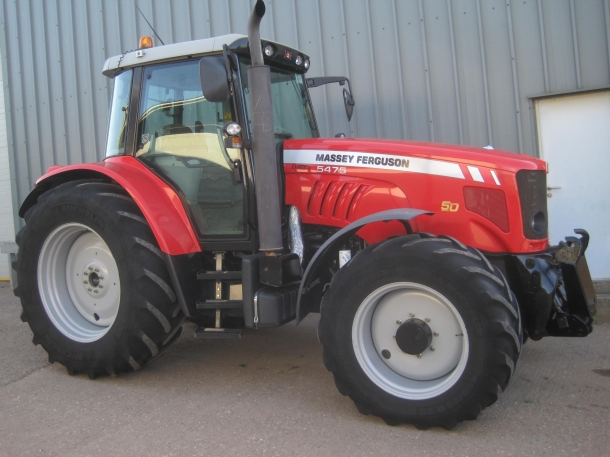 Massey Ferguson 5475
