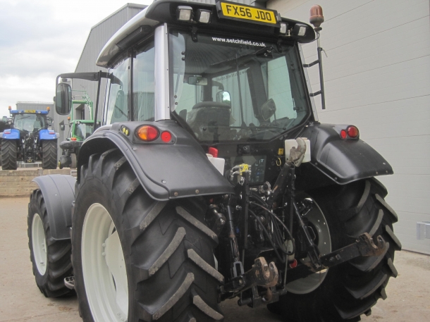 Valtra N141 Hi-Tec