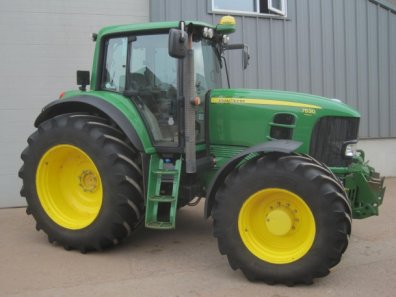 John Deere 7530