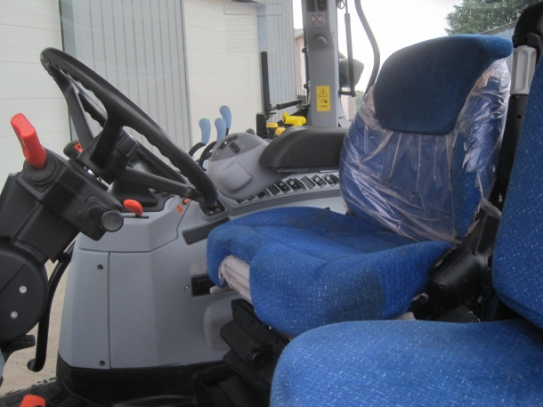 New Holland T6070 Elite
