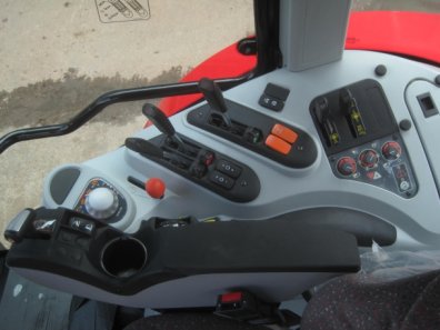 Massey Ferguson 6470