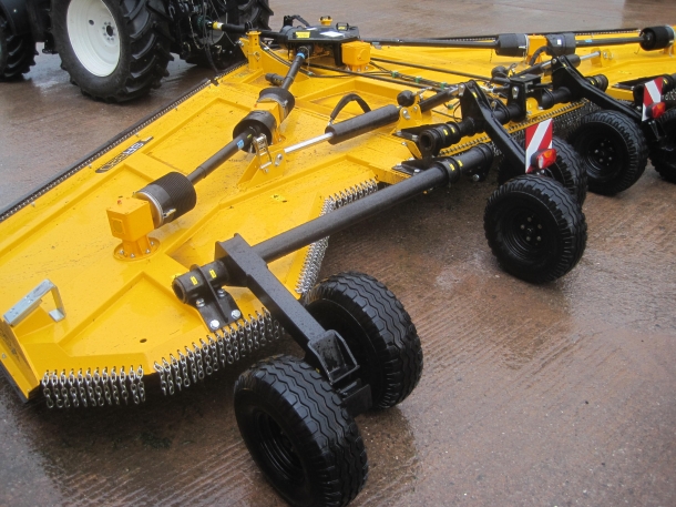 McConnel SR820 8 Metre topper