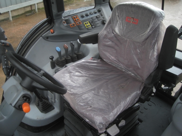 Valtra N141 Hi-Tec