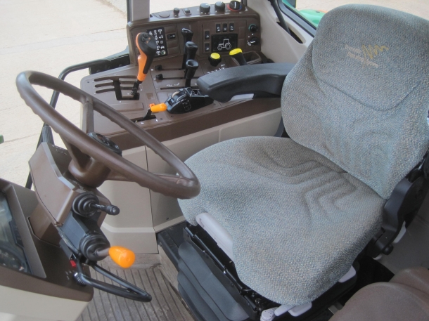 John Deere 6420S