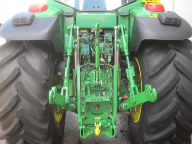 John Deere 7530