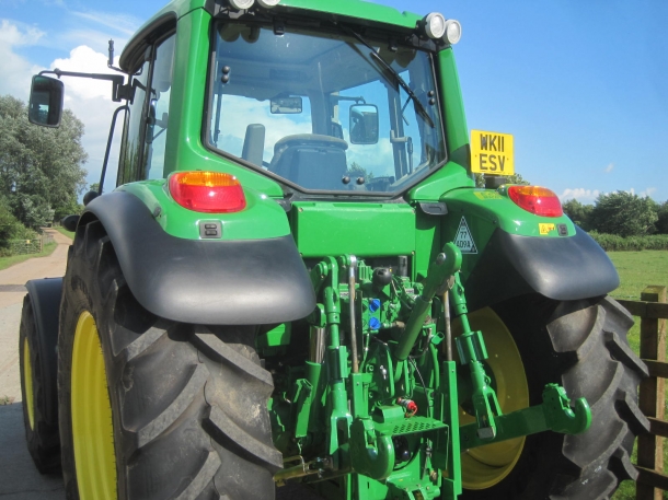 John Deere 6430
