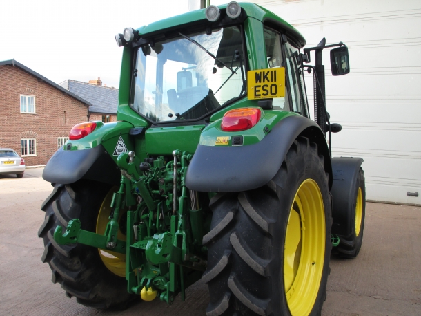 John Deere 6330