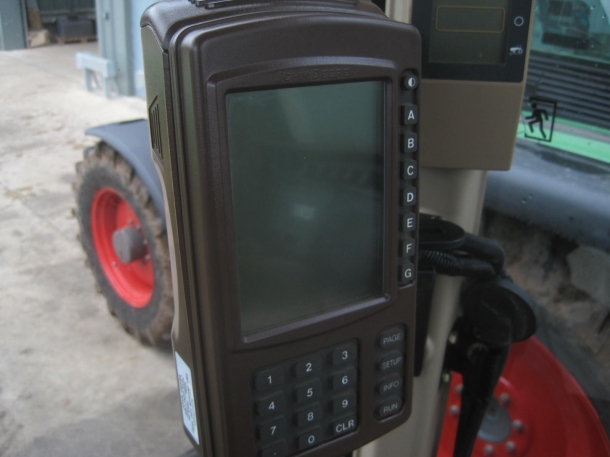 John Deere 8210T